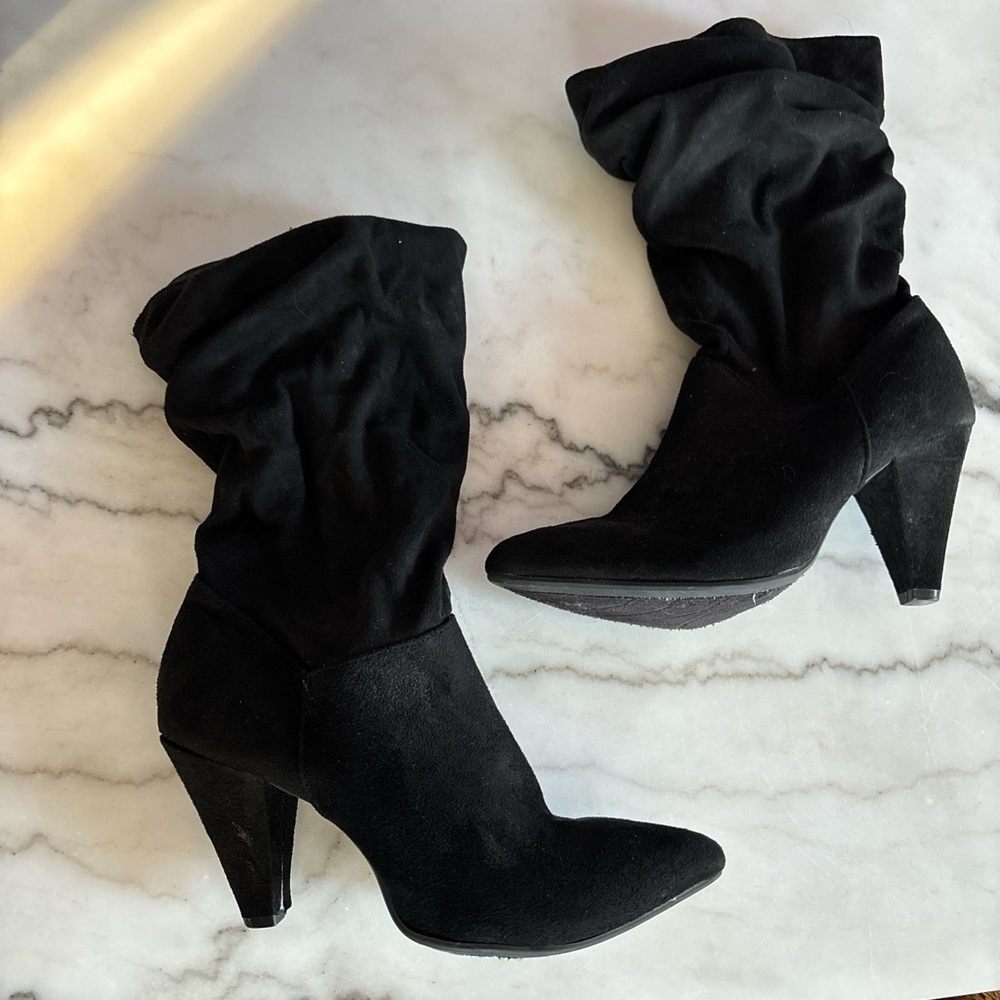 Black suede Heeled Boots
